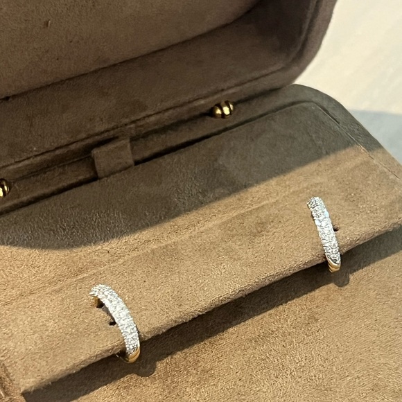 David Yurman Gold and Diamond Huggie Hoop Earrings - Picture 4 of 13